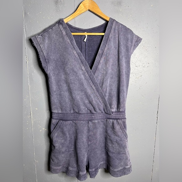 Daily Practice by Anthropologie Small S purple Frayed Surplice Romper - Picture 3 of 11